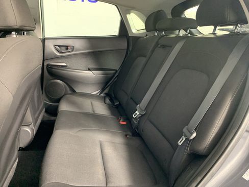 Used 2023 Hyundai Kona SEL FWD image 32