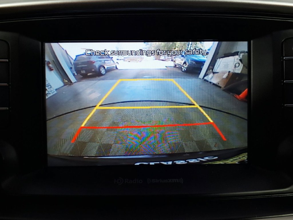 Used 2017 Kia Sorento FWD w/ LX Convenience Package image 16