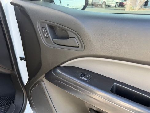 Used 2015 Chevrolet Colorado W/T w/ WT Convenience Package image 28