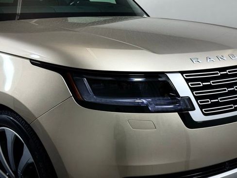 New 2025 Land Rover Range Rover Autobiography image 13