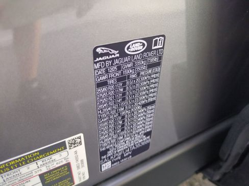 New 2026 Land Rover Range Rover SE image 31