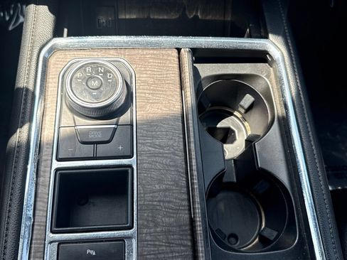 Used 2021 Ford Expedition Max Limited RWD image 18