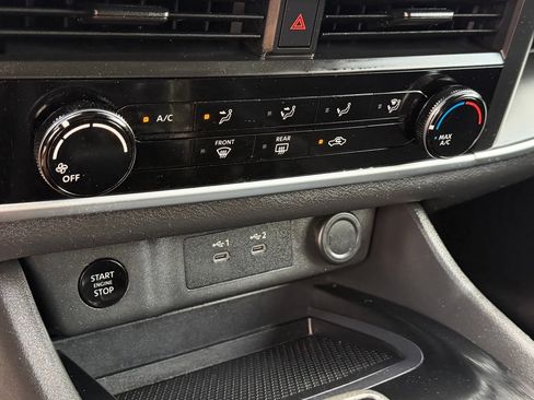 Certified 2024 Nissan Rogue S AWD/4WD image 21
