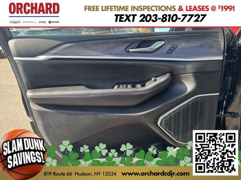 Used 2023 Jeep Grand Cherokee 4WD 4xe w/ Luxury Tech Group II image 24