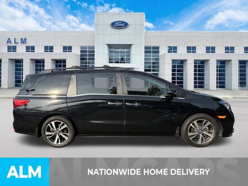 Used 2022 Honda Odyssey Touring image 4