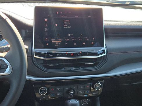 Certified 2025 Jeep Compass Trailhawk AWD/4WD image 29