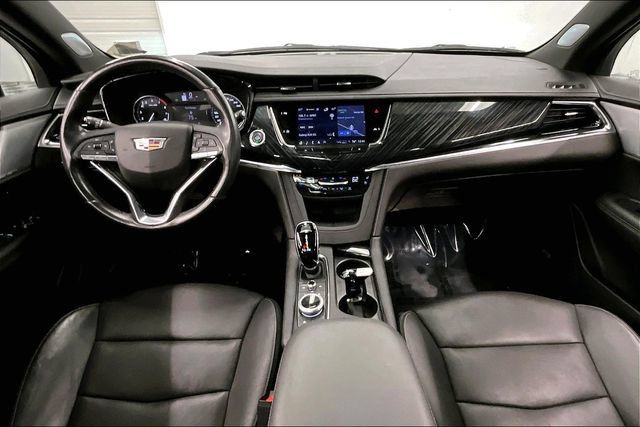 Used 2023 Cadillac XT6 Premium Luxury AWD/4WD image 18