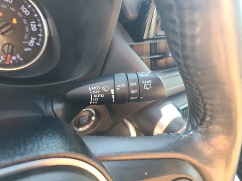 Used 2019 Toyota RAV4 XLE image 23