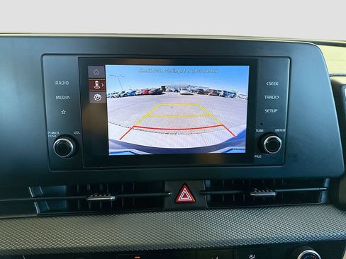 Used 2023 Kia Sportage LX FWD image 15