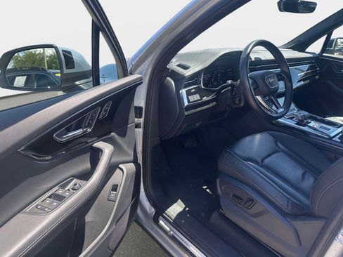 Used 2025 Audi Q7 3.0T Premium Plus AWD/4WD image 10