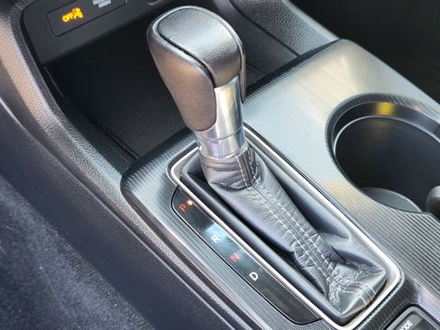 Certified 2024 Honda Civic Sport image 12