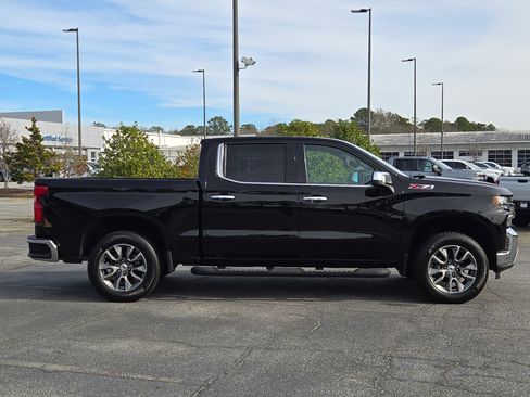Used 2022 Chevrolet Silverado 1500 LTZ image 8