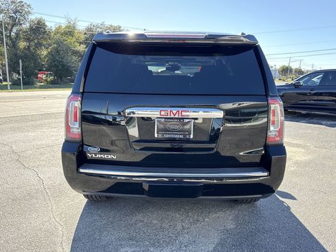 Used 2018 GMC Yukon Denali w/ Denali Ultimate Package image 4