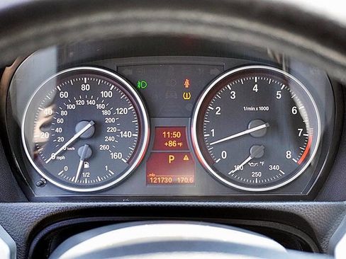 Used 2012 BMW 335i xDrive Coupe image 31