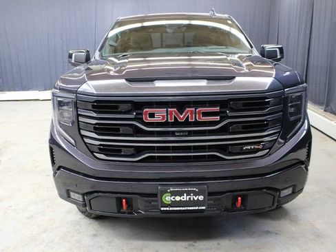 Used 2024 GMC Sierra 1500 AT4 w/ Technology Package AWD/4WD image 2