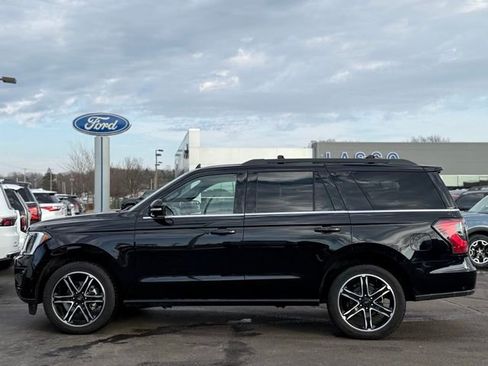 Used 2021 Ford Expedition Limited w/ Equipment Group 303A image 46