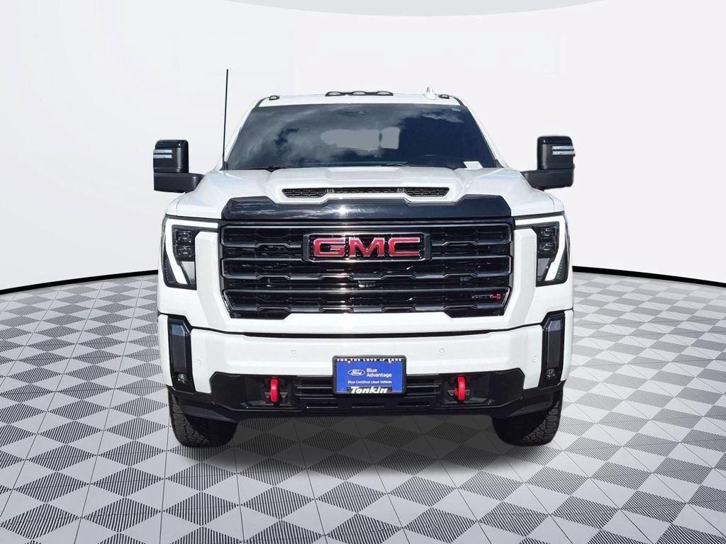 Used 2024 GMC Sierra 3500 AT4 w/ Technology Package AWD/4WD image 9