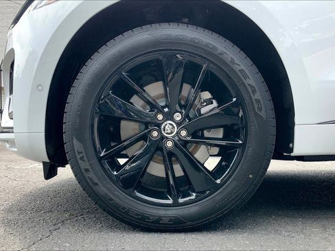 New 2026 Jaguar F-PACE R-Dynamic S AWD/4WD image 9