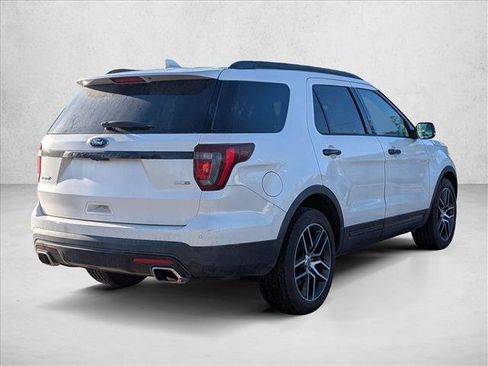 Used 2016 Ford Explorer Sport w/ Equipment Group 401A AWD/4WD image 5