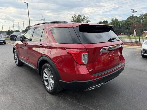 Used 2023 Ford Explorer XLT w/ Equipment Group 202A RWD image 7