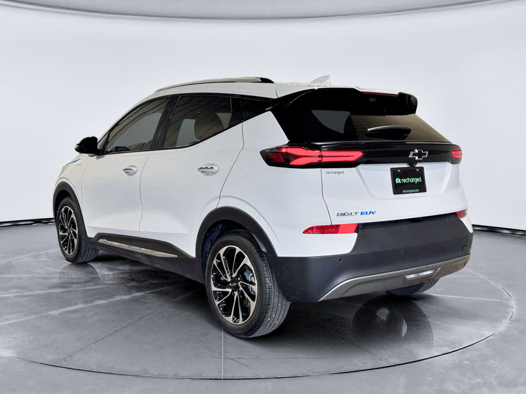 Used 2022 Chevrolet Bolt EUV Premier FWD image 2