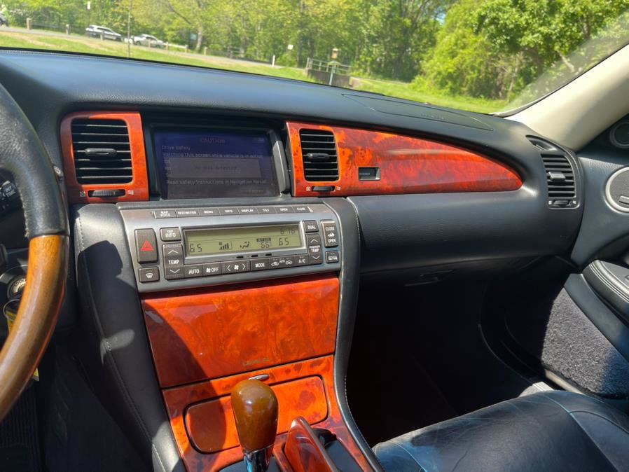 Used 2002 Lexus SC 430 Convertible RWD image 25