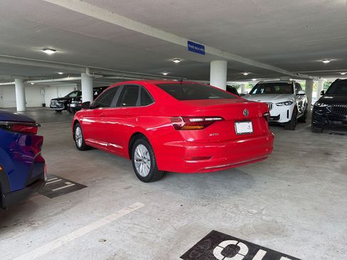 Used 2019 Volkswagen Jetta S FWD image 2