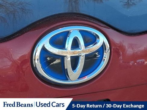 Used 2017 Toyota Prius Prime Advanced image 30