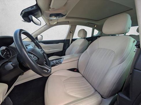 Used 2022 Maserati Levante GT AWD/4WD image 10
