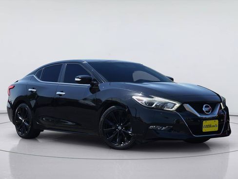 Used 2017 Nissan Maxima SR w/ Midnight Edition FWD image 2