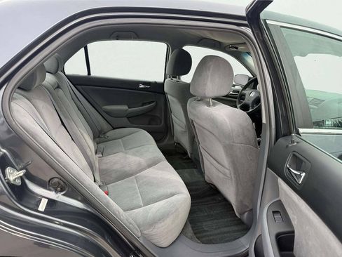 Used 2005 Honda Accord LX image 13