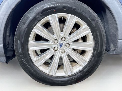 Used 2020 Ford Explorer Limited RWD image 16