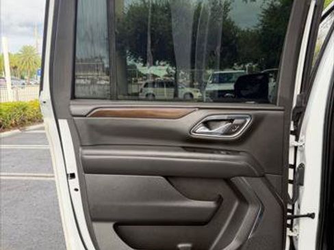 Used 2023 GMC Yukon XL SLE w/ Max Trailering Package AWD/4WD image 23