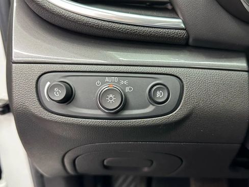 Used 2017 Buick Encore Preferred w/ Experience Buick Package FWD image 10