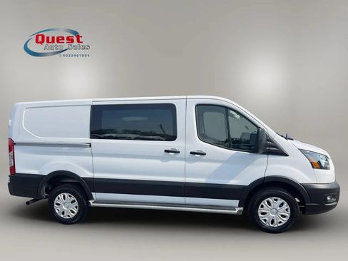 Used 2025 Ford Transit 250 Low Roof w/ Exterior Upgrade Package RWD image 2