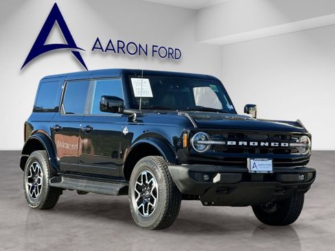 Used 2025 Ford Bronco Outer Banks image 7