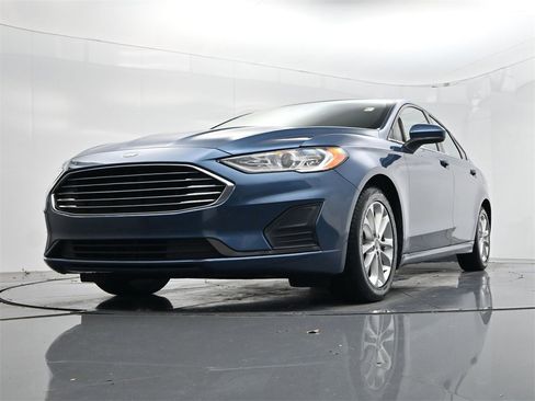 Used 2019 Ford Fusion SE image 33