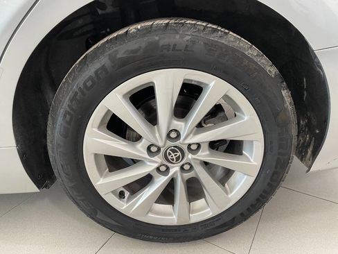 Used 2022 Toyota Camry LE image 11