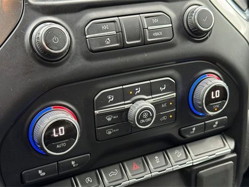 Used 2021 Chevrolet Silverado 1500 LT Trail Boss image 31
