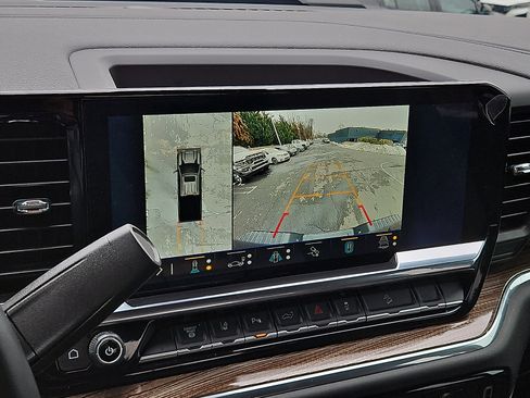 Used 2025 Chevrolet Silverado 2500 LT w/ Trail Boss Package image 17