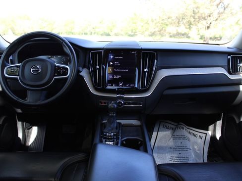 Used 2021 Volvo XC60 T6 Inscription AWD/4WD image 10