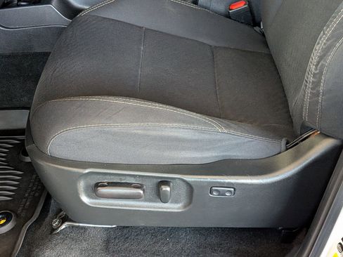 Used 2022 Toyota Tacoma SR5 image 12