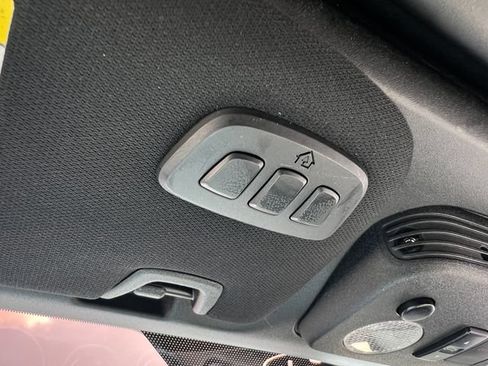 Used 2019 Ford Mustang Premium RWD image 22