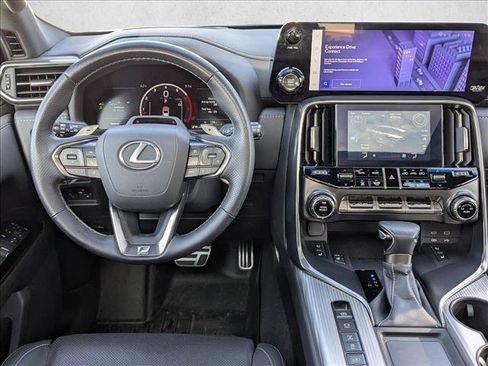 Used 2025 Lexus LX 600 F Sport AWD/4WD image 17