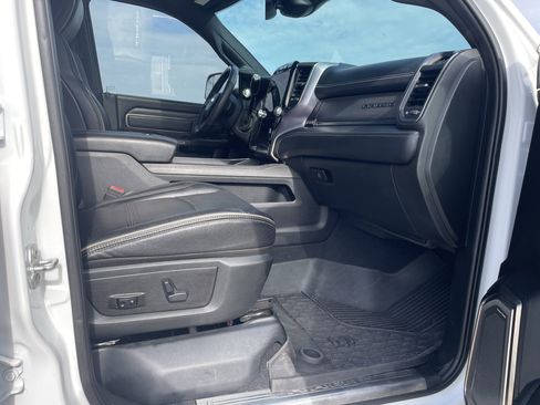 Used 2019 RAM 3500 Limited image 21