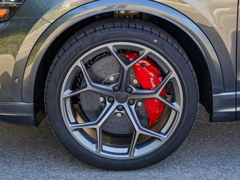 New 2026 Audi RS Q8 performance image 10