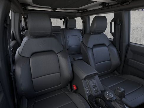 New 2026 Ford Bronco Badlands AWD/4WD image 10