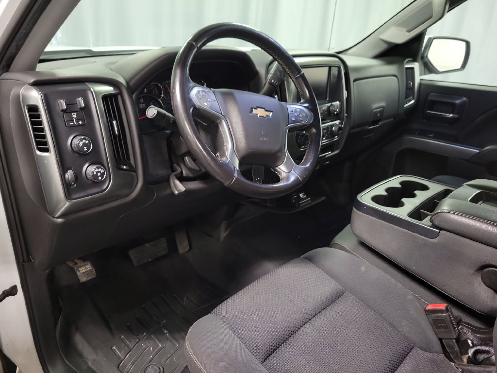 Used 2019 Chevrolet Silverado 1500 LT w/ All Star Edition AWD/4WD image 17