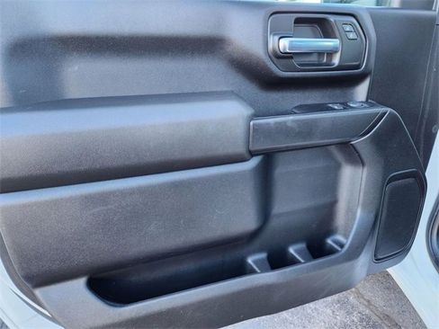 Used 2022 GMC Sierra 2500 Pro w/ Convenience Package image 19