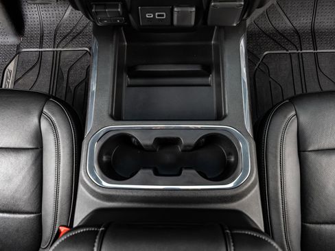 Used 2019 Chevrolet Silverado 1500 LTZ w/ LTZ Plus Package image 27